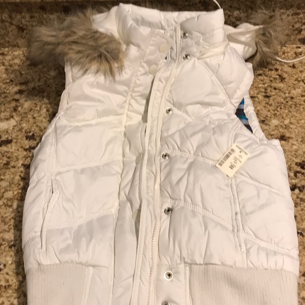 Aeropostale woman’s vest!